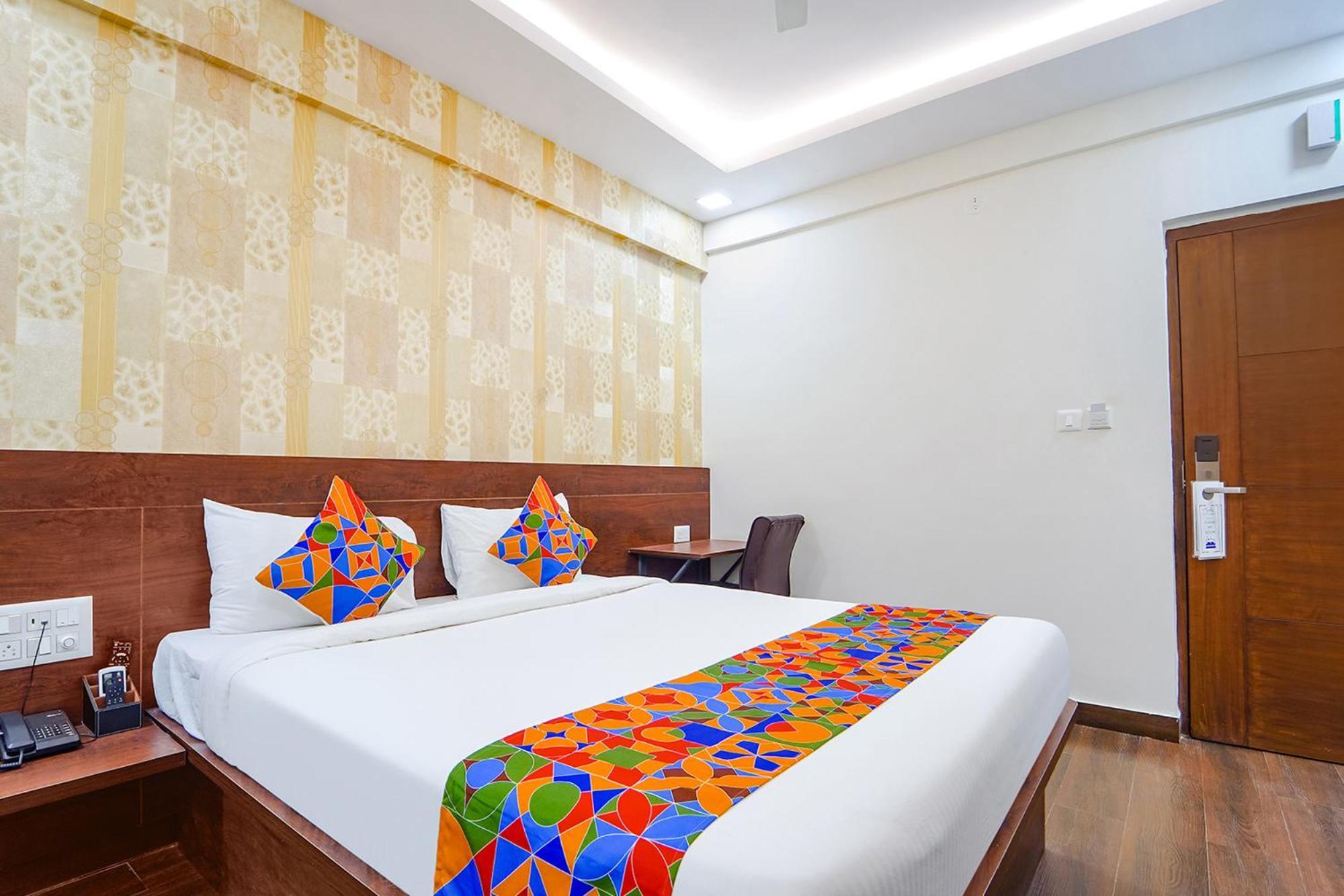 Fabhotel Ellegant Inn Bangalore Exterior foto